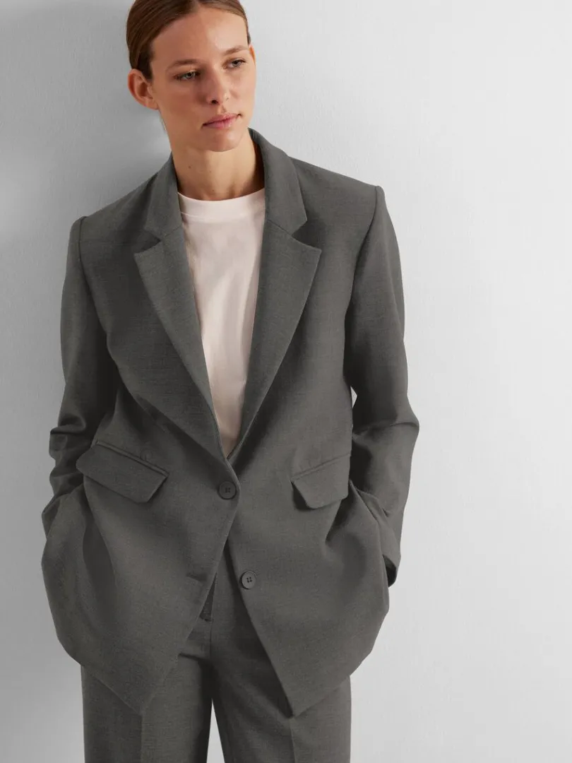afslappet_blazer_2.webp Jakkesæt & Blazers>SELECTED AFSLAPPET BLAZER Grey