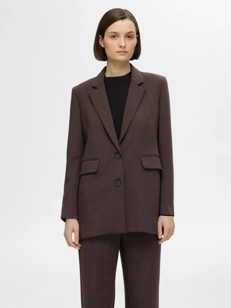 afslappet_pasform_blazer_0-1.webp Jakkesæt & Blazers>SELECTED AFSLAPPET PASFORM BLAZER Brown