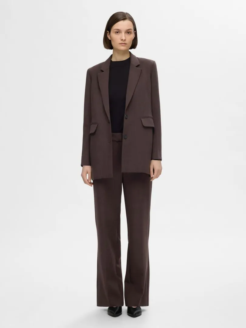 afslappet_pasform_blazer_1-1.webp Jakkesæt & Blazers>SELECTED AFSLAPPET PASFORM BLAZER Brown