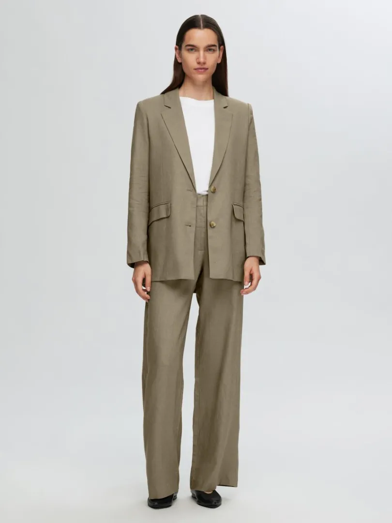 afslappet_pasform_blazer_1-3.webp Jakkesæt & Blazers>SELECTED AFSLAPPET PASFORM BLAZER Green