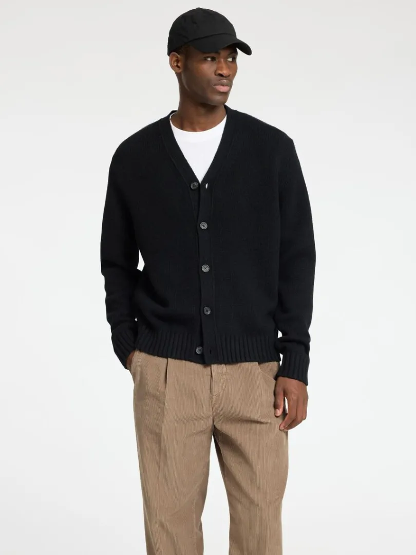 afslappet_pasform_cardiga_0-5.webp Strik>SELECTED AFSLAPPET PASFORM CARDIGAN Black