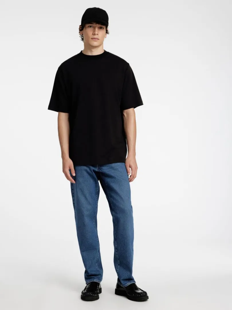 afslappet_pasform_tshirt_1-2.webp T-shirts>SELECTED AFSLAPPET PASFORM T-SHIRT Black