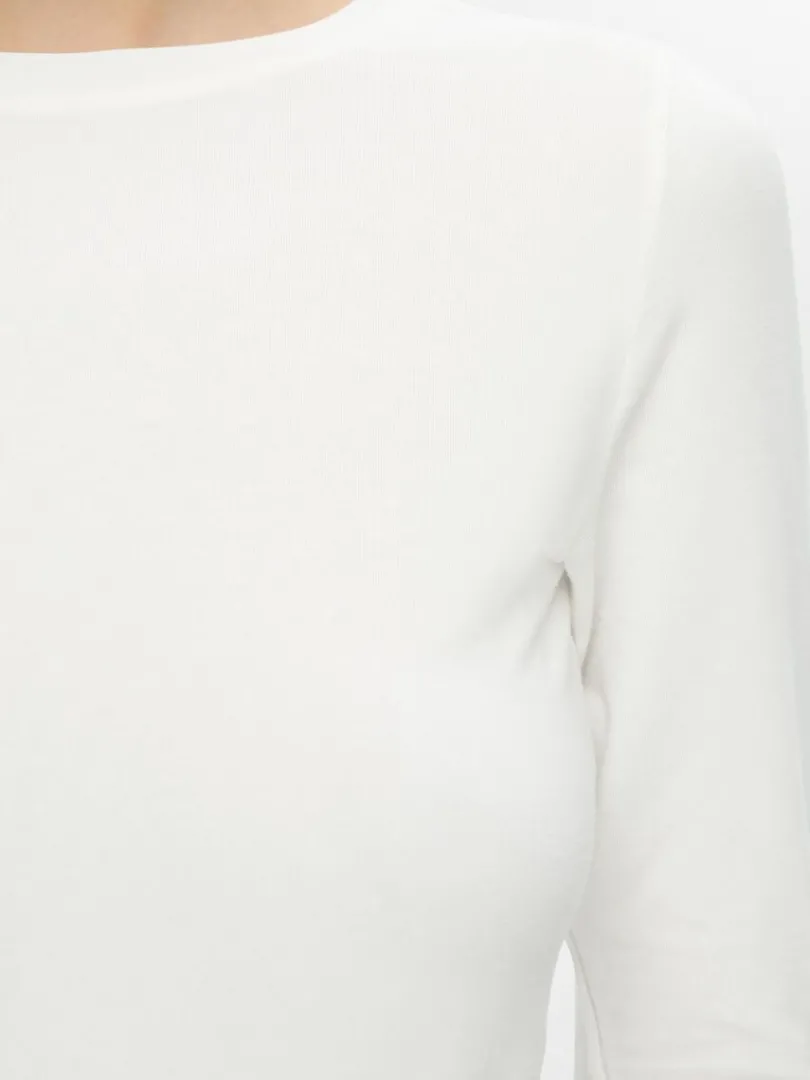basis_langrmet_tshirt_3-1.webp T-shirts>SELECTED BASIS- LANGÆRMET T-SHIRT White