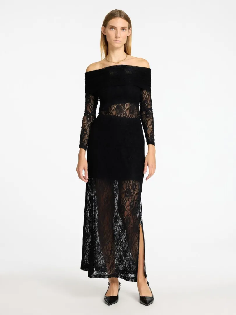 blonde_offshoulder_top_1.webp Toppe Og Bluser>SELECTED BLONDE OFF-SHOULDER TOP Black