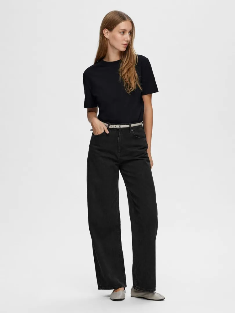 boxy_tshirt_1-4.webp T-shirts>SELECTED BOXY T-SHIRT Black