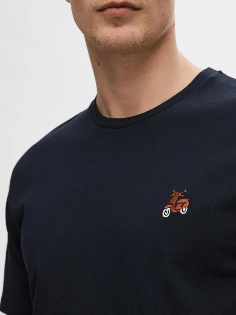 broderet_tshirt_3-6.webp T-shirts>SELECTED BRODERET T-SHIRT Blue