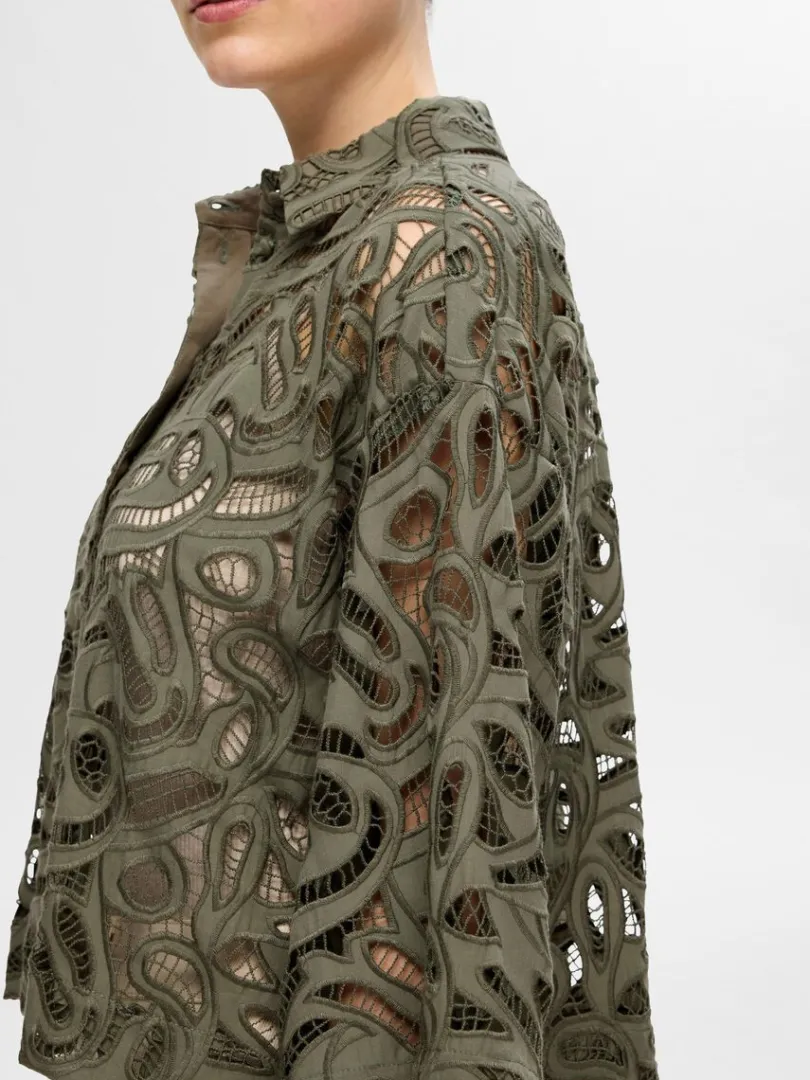 broderie_anglaise_cropped_3.webp Skjorter>SELECTED BRODERIE ANGLAISE CROPPED SKJORTE Green