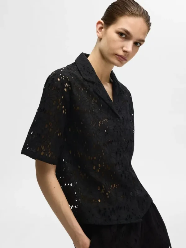 Skjorter>SELECTED BRODERIE ANGLAISE KORTÆRMET SKJORTE Black
