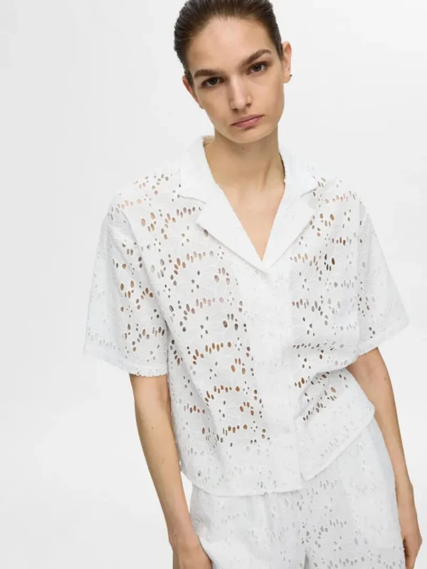 Skjorter>SELECTED BRODERIE ANGLAISE KORTÆRMET SKJORTE White