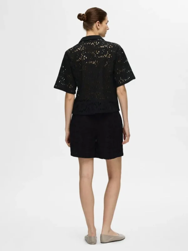 Skjorter>SELECTED BRODERIE ANGLAISE KORTÆRMET SKJORTE Black