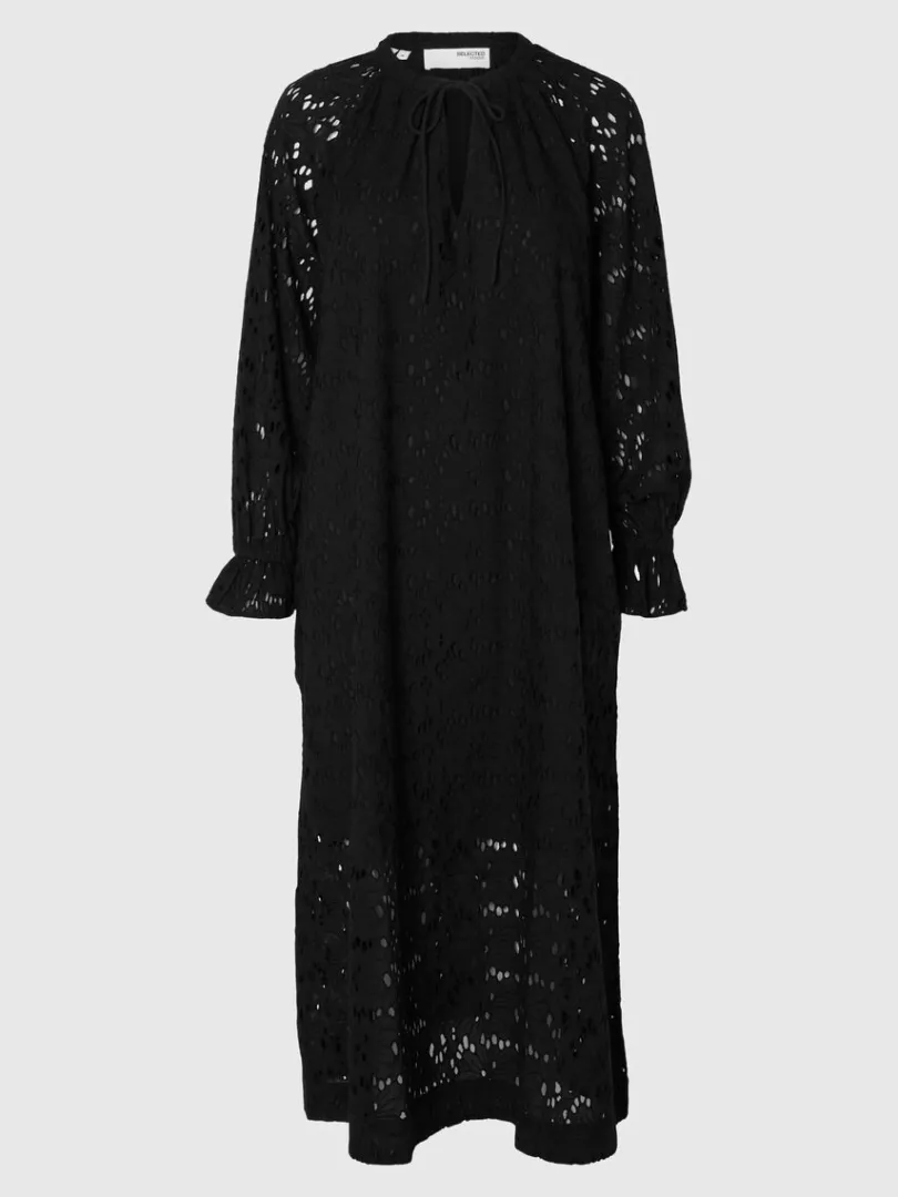broderie_anglaise_maxikjo_5.webp Kjoler>SELECTED BRODERIE ANGLAISE MAXIKJOLE Black