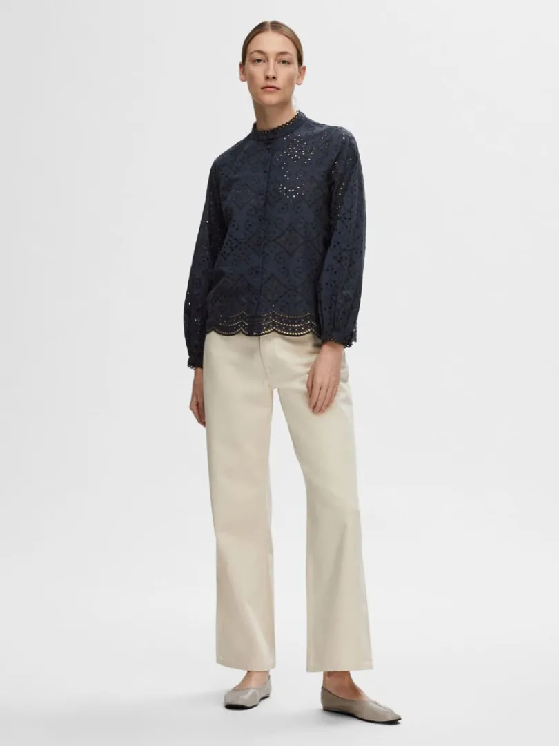 broderie_anglaise_skjorte_1.webp Skjorter>SELECTED BRODERIE ANGLAISE SKJORTE Blue
