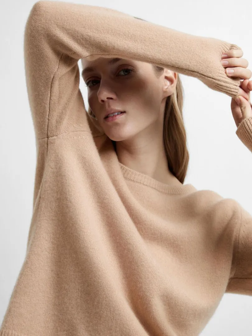 cashmere_striktrje_2.webp Strik>SELECTED 100% CASHMERE STRIKTRØJE Brown