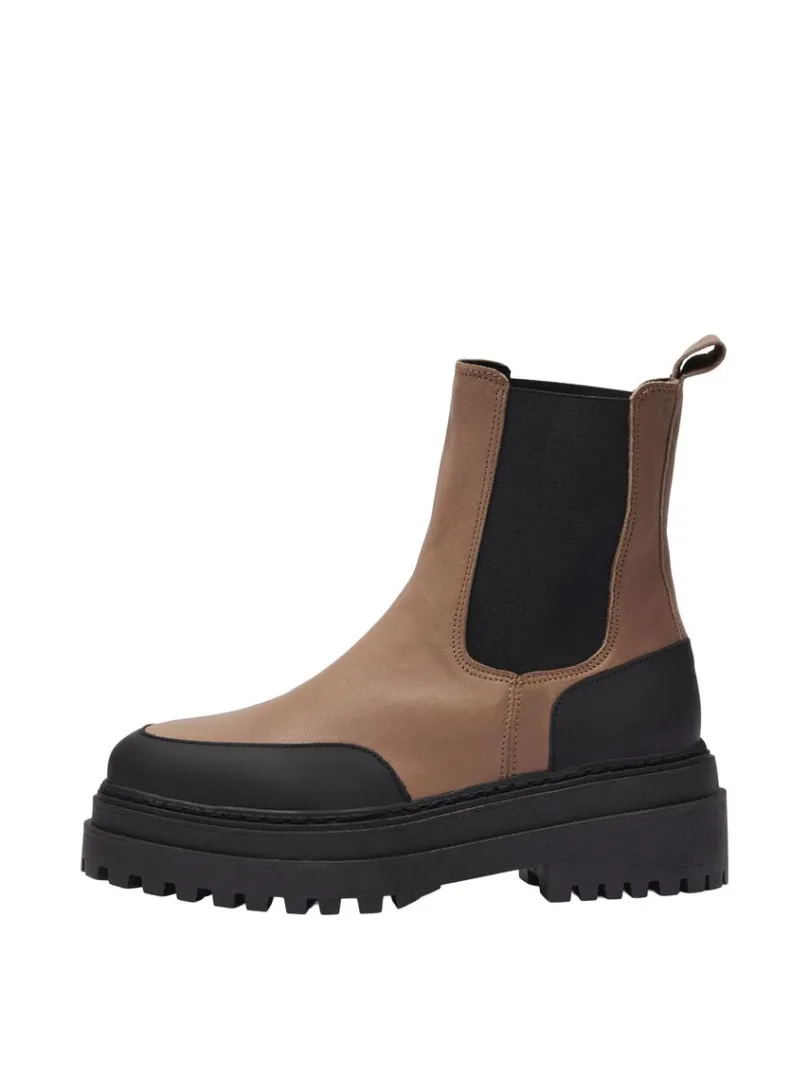 chunky_chelseastvler_0.webp Sko>SELECTED CHUNKY CHELSEA-STØVLER Brown
