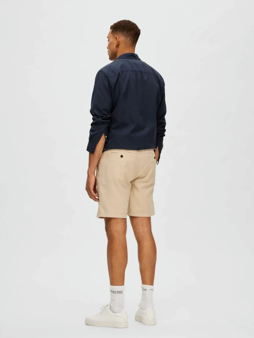 comfort_fit_shorts_1-1.webp Shorts>SELECTED COMFORT FIT SHORTS Beige