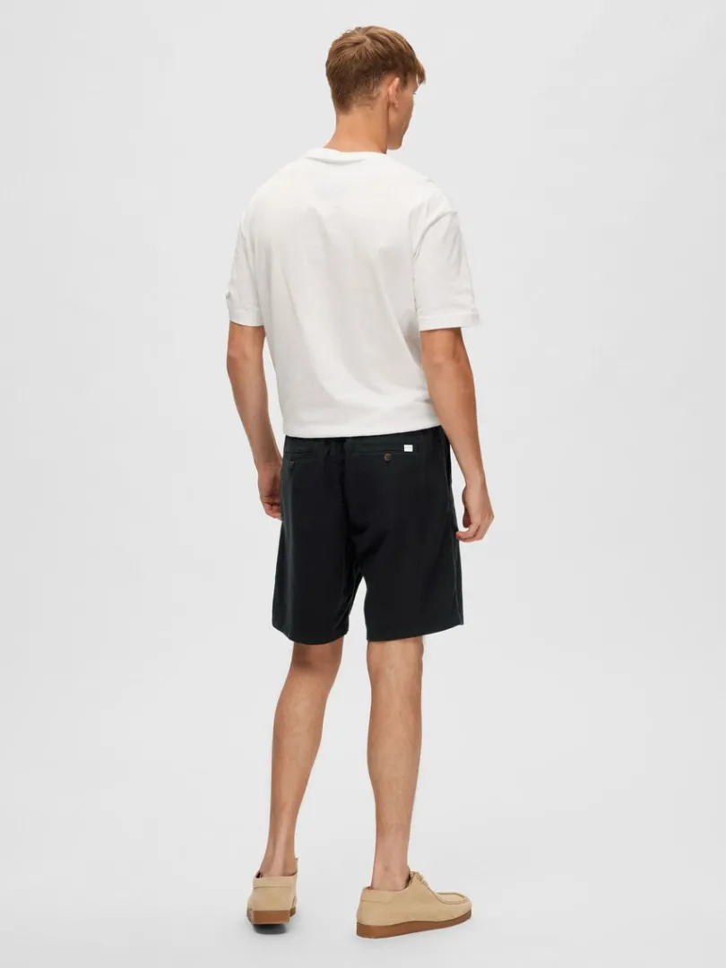 comfort_fit_shorts_1-4.webp Shorts>SELECTED COMFORT FIT SHORTS Black