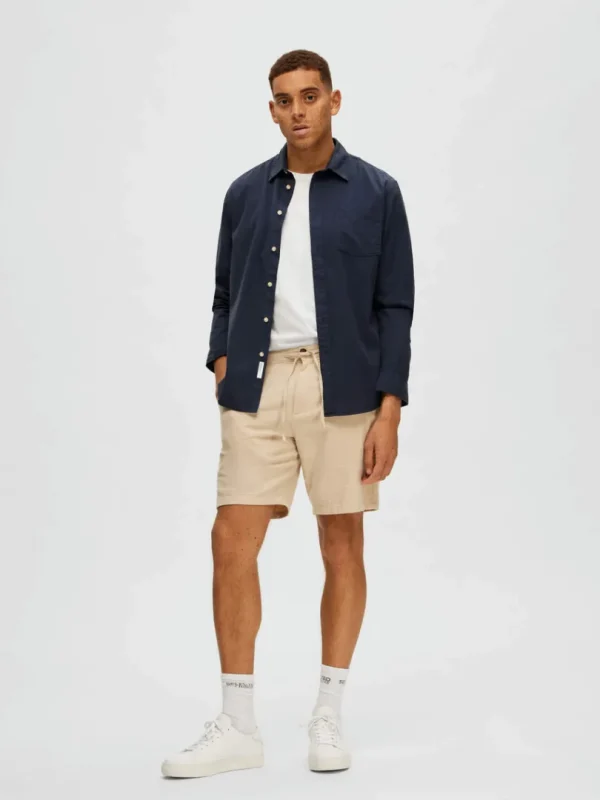 Shorts>SELECTED COMFORT FIT SHORTS Beige