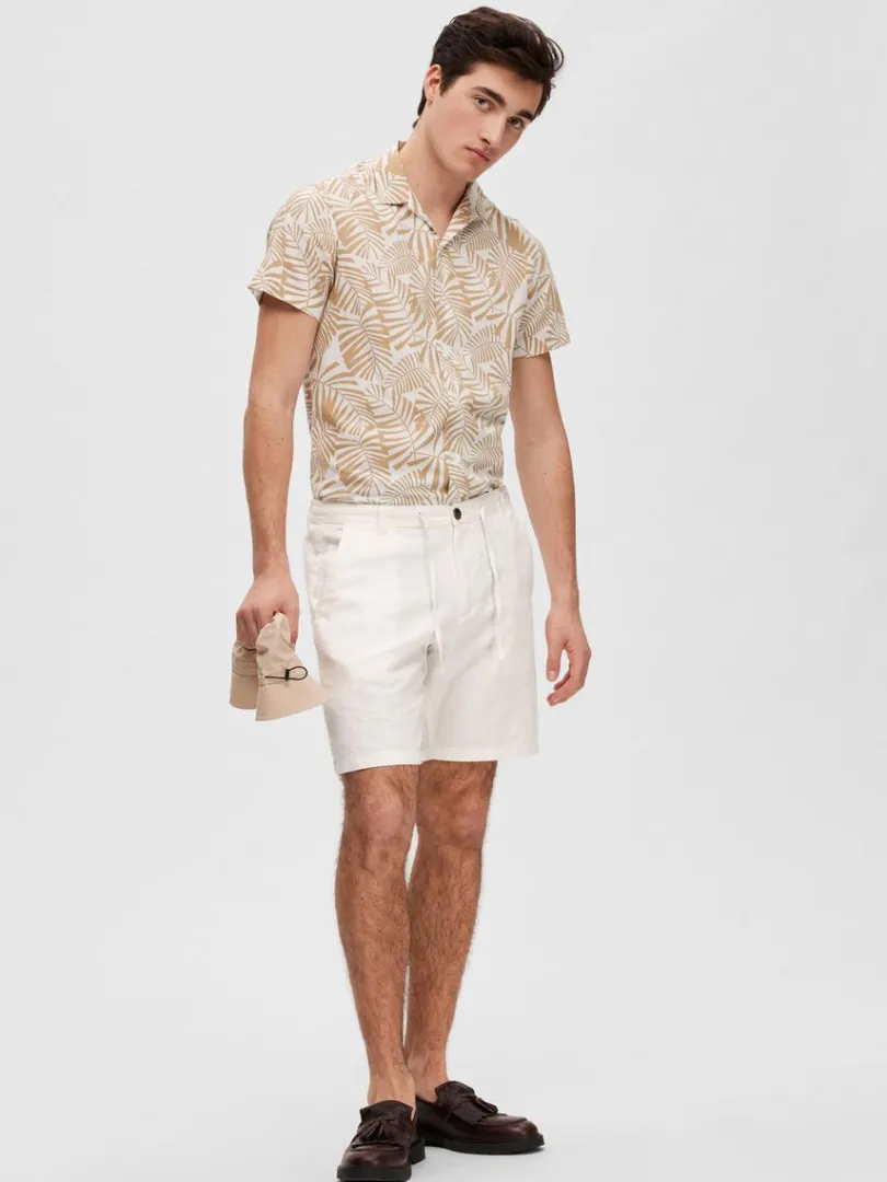 comfort_fit_shorts_2-3.webp Shorts>SELECTED COMFORT FIT SHORTS White
