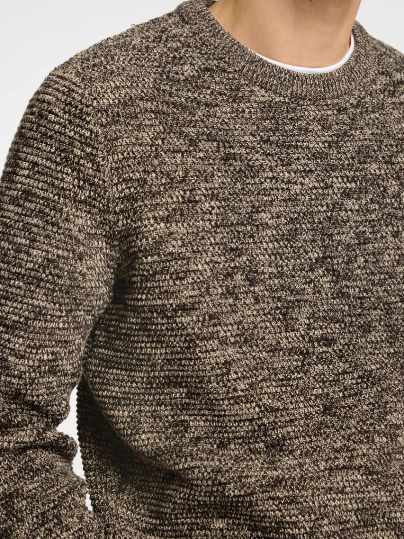 crew_neck_striktrje_3-3.webp Strik>SELECTED CREW NECK STRIKTRØJE Brown