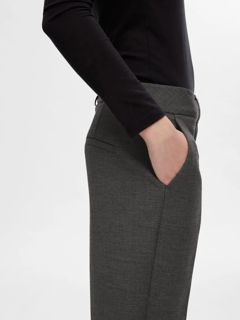 cropped_tapered_bukser_3-1.webp Bukser>SELECTED CROPPED TAPERED BUKSER Grey