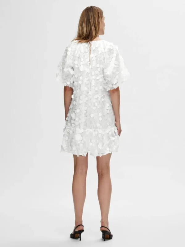 Kjoler>SELECTED 3D BLOMSTRET TEKSTUR KORT KJOLE White