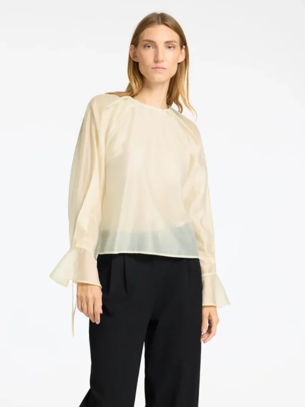 Toppe Og Bluser>SELECTED DETALJERET LANGÆRMET BLUSE Beige