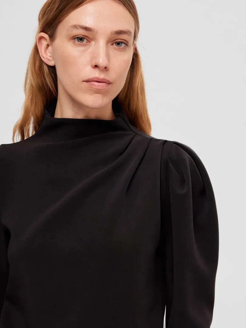 draperet_top_3-1.webp Toppe Og Bluser>SELECTED DRAPERET TOP Black