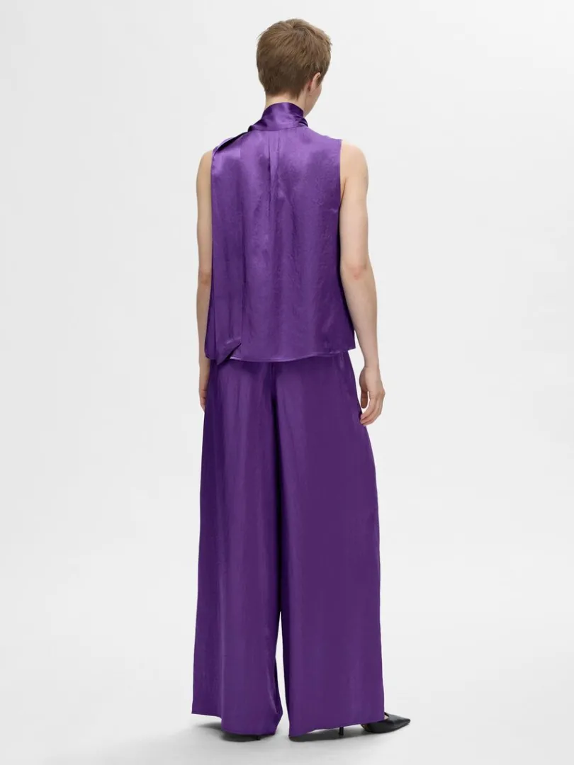 ekstra_brede_satinbukser_4.webp Bukser>SELECTED EKSTRA BREDE SATINBUKSER Purple