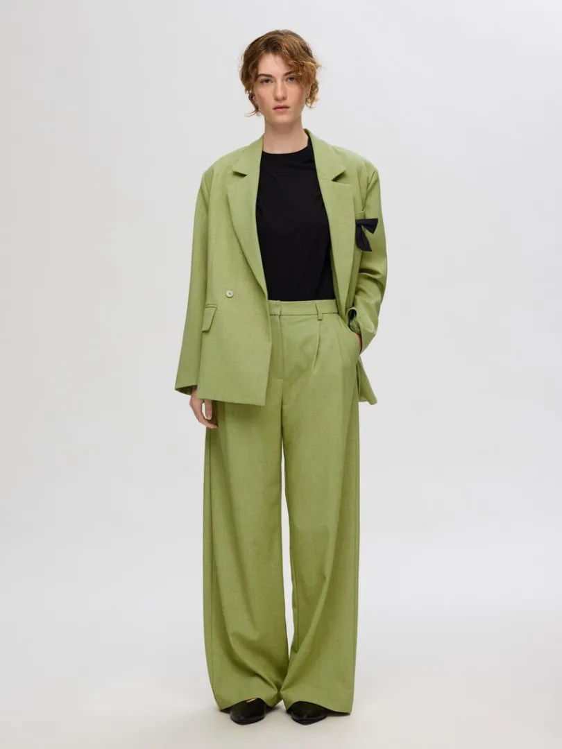 extra_wide_leg_habitbukse_1.webp Bukser>SELECTED EXTRA WIDE LEG HABITBUKSER Green