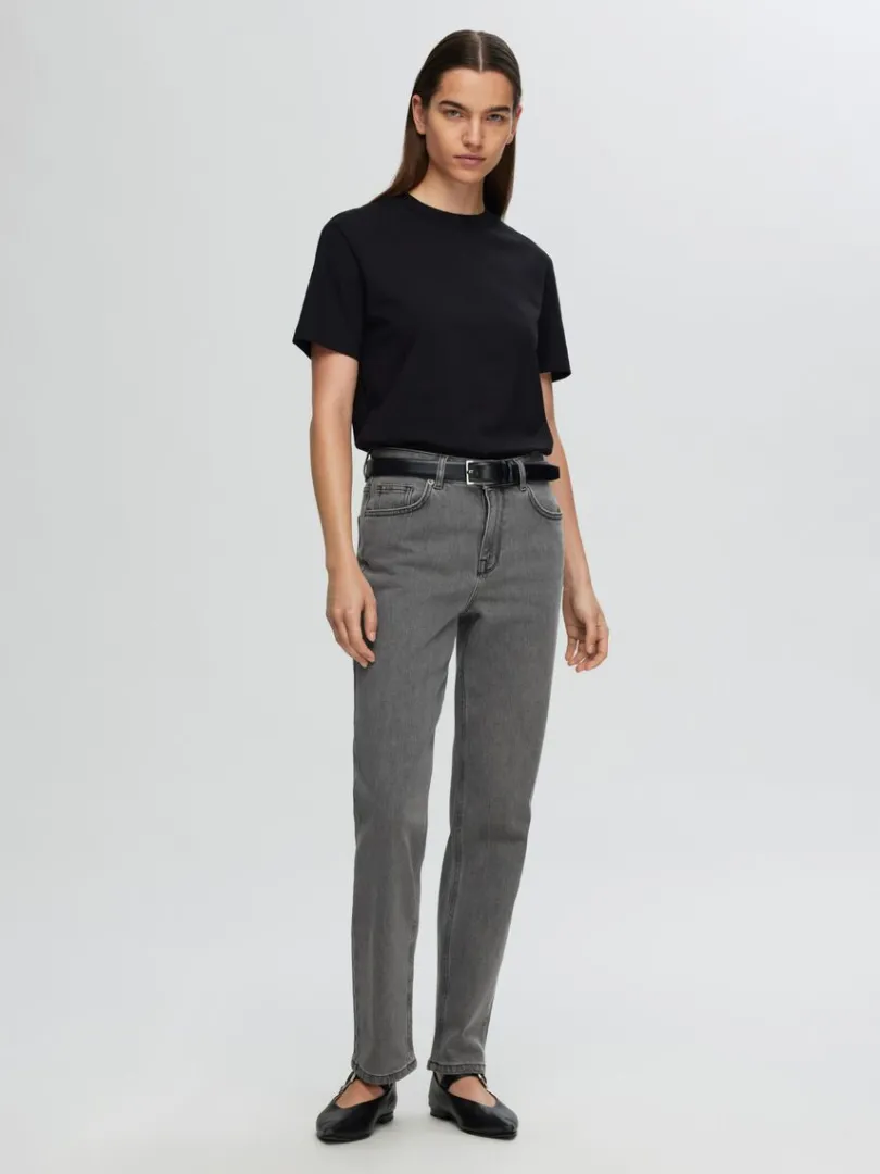 gr_straight_fit_jeans_1.webp Jeans>SELECTED GRÅ STRAIGHT FIT JEANS Grey