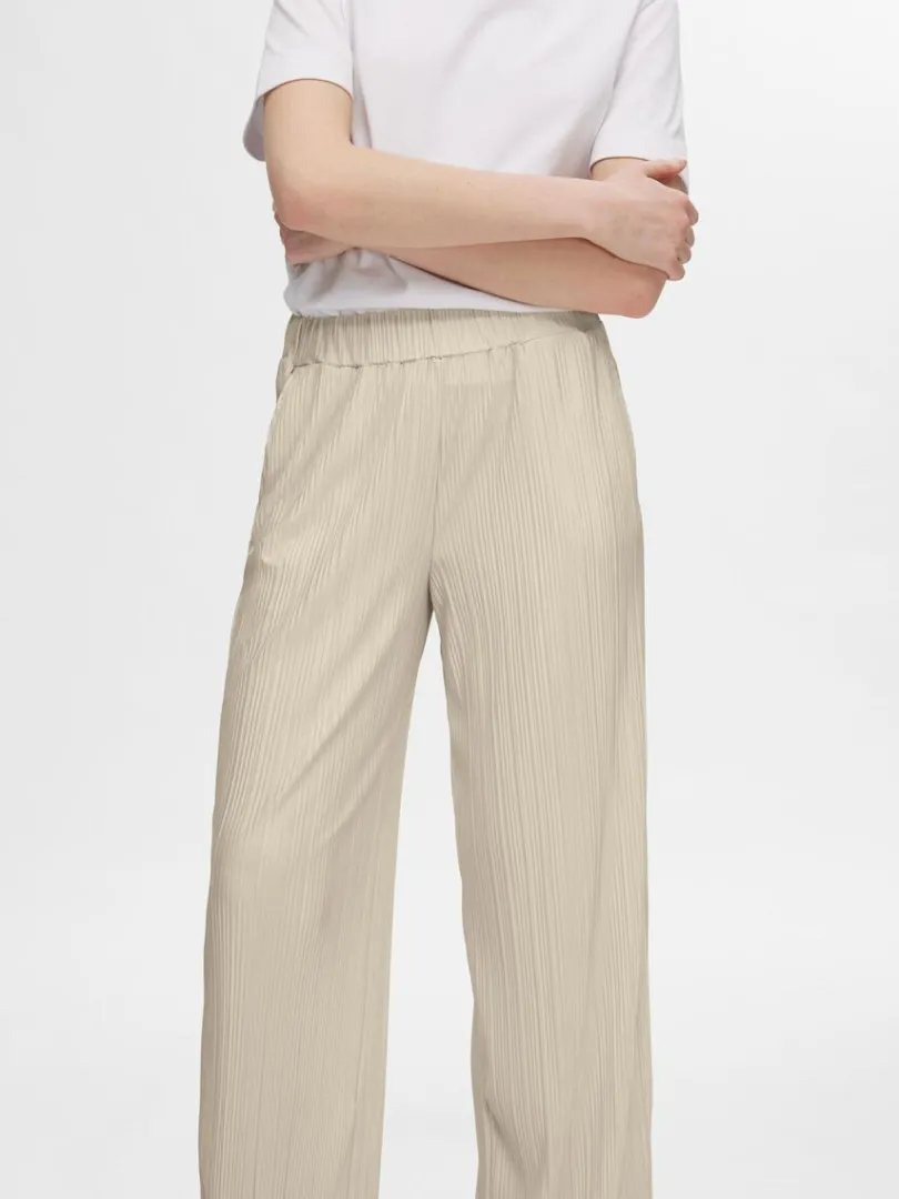 hjtaljet_pliss_bukser_3-1.webp Bukser>SELECTED HØJTALJET PLISSÉ BUKSER Beige