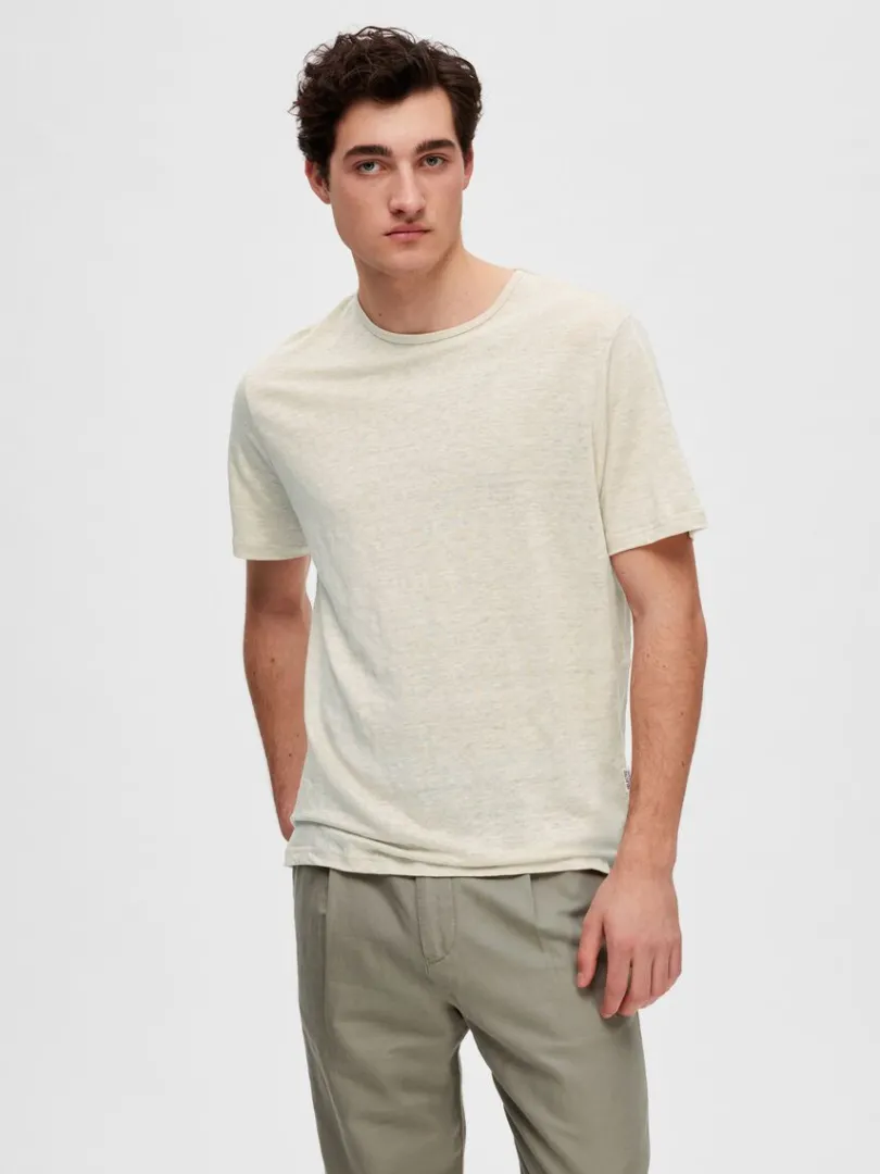 hr_tshirt_0-1.webp T-shirts>SELECTED HØR T-SHIRT Beige