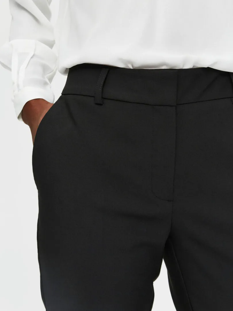 indsnvret_bukser_3.webp Bukser | Jakkesæt & Blazers>SELECTED INDSNÆVRET BUKSER Black