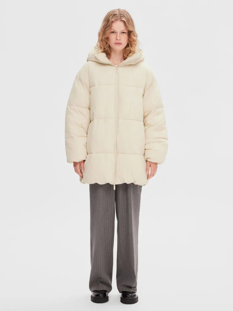 justerbar_pufferjakke_1.webp Overtøj>SELECTED JUSTERBAR PUFFERJAKKE Beige
