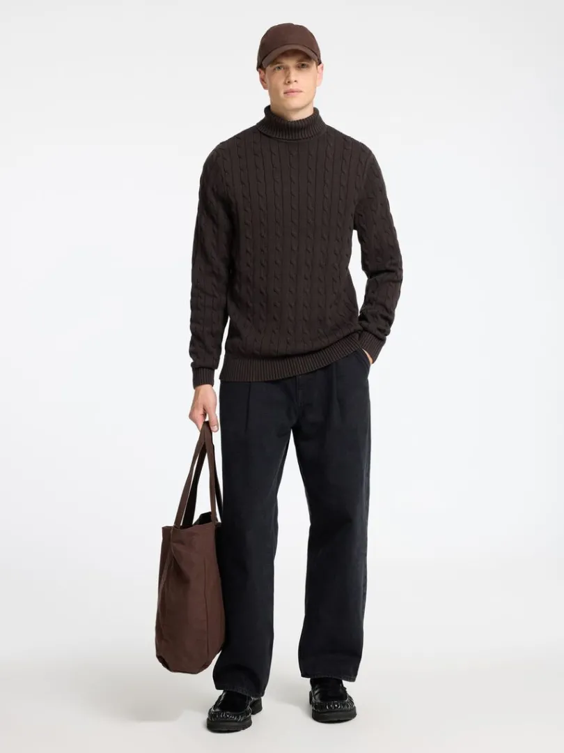 kabelstrik_pullover_1-4.webp Strik>SELECTED KABELSTRIK PULLOVER Brown