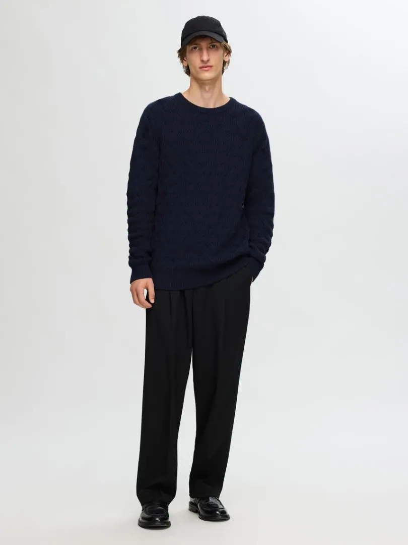 kabelstrik_sweater_med_ru_1.webp Strik>SELECTED KABELSTRIK SWEATER MED RUND HALS Blue