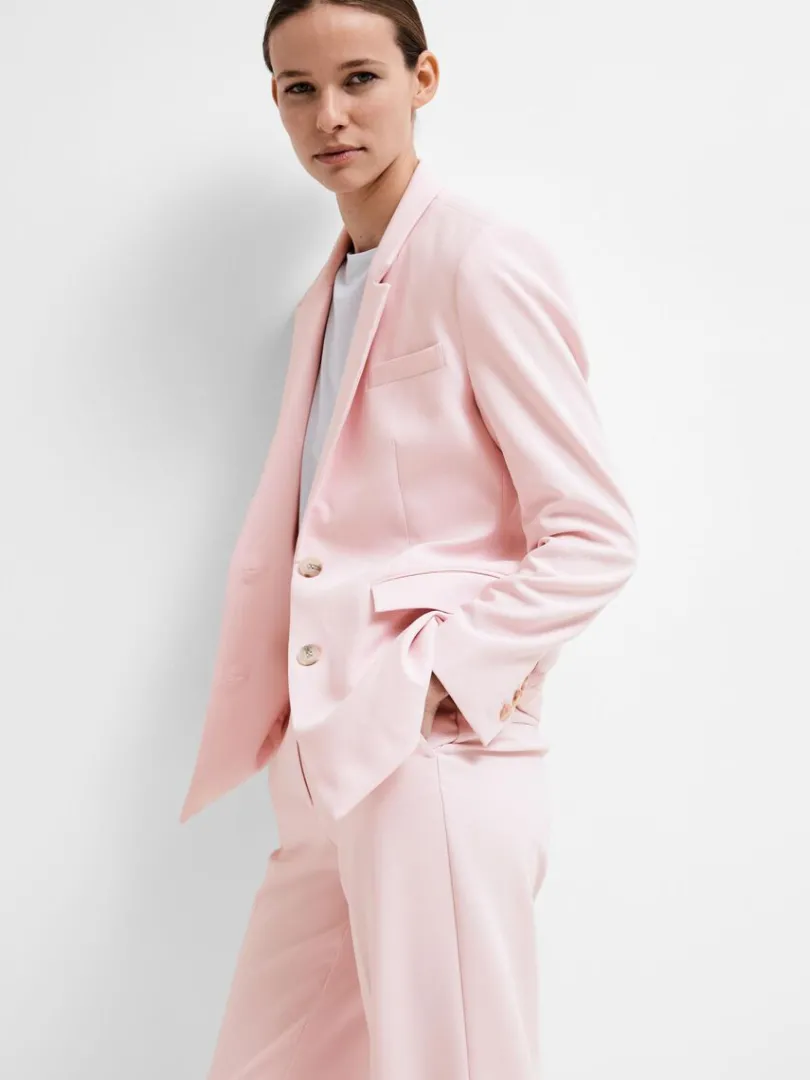 klassisk_fit_enkeltradet__2.webp Jakkesæt & Blazers>SELECTED KLASSISK FIT ENKELTRADET BLAZER Pink