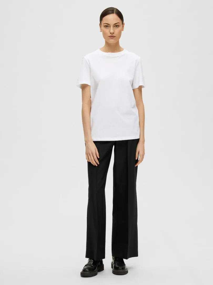 klassisk_tshirt_1-1.webp T-shirts>SELECTED KLASSISK T-SHIRT White