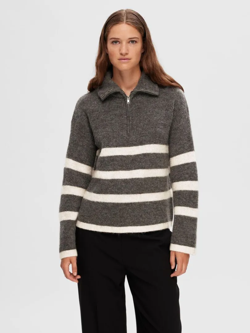 kort_lynls_pullover_0-4.webp Strik>SELECTED KORT LYNLÅS PULLOVER Grey