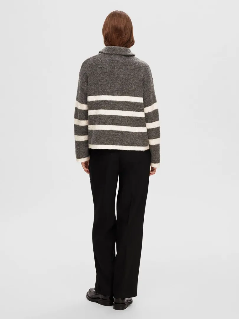 kort_lynls_pullover_4-4.webp Strik>SELECTED KORT LYNLÅS PULLOVER Grey