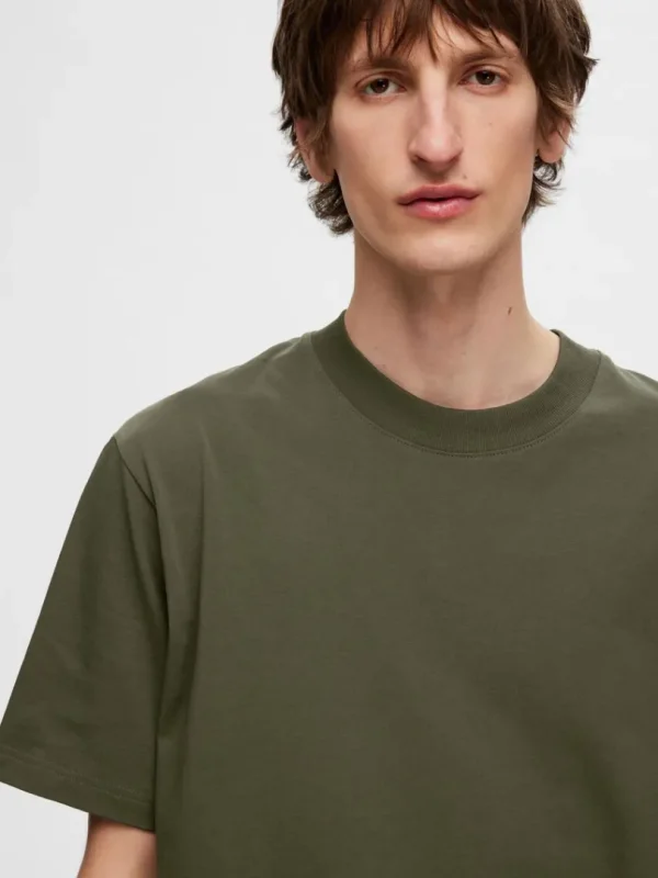 T-shirts>SELECTED KORTÆRMET AFSLAPPET FIT T-SHIRT Green