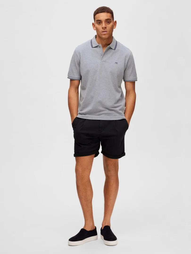 kortrmet_polo_1-2.webp Poloer>SELECTED KORTÆRMET POLO Grey