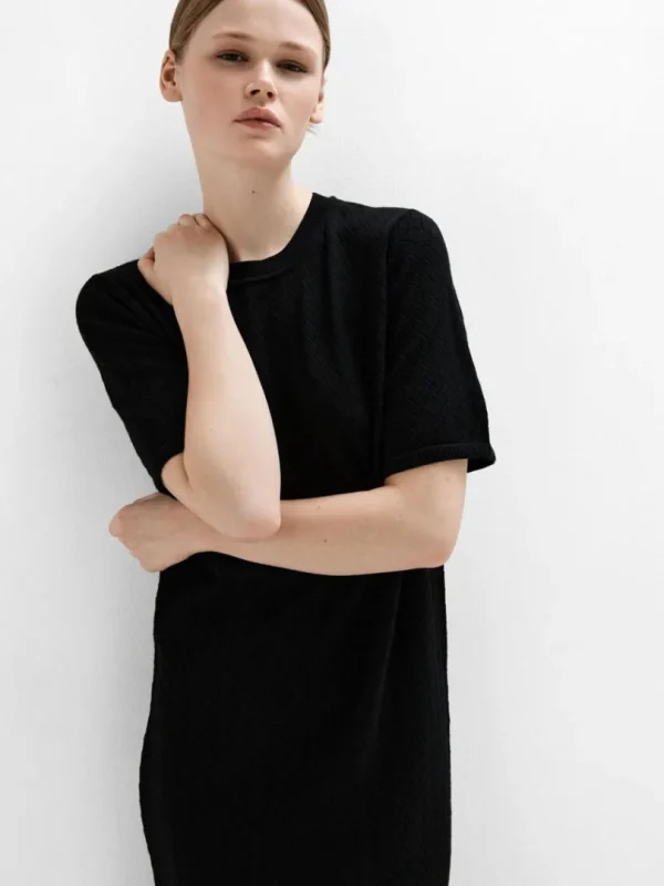 Kjoler | Strik>SELECTED KORTÆRMET STRIKKET MIDIKJOLE Black