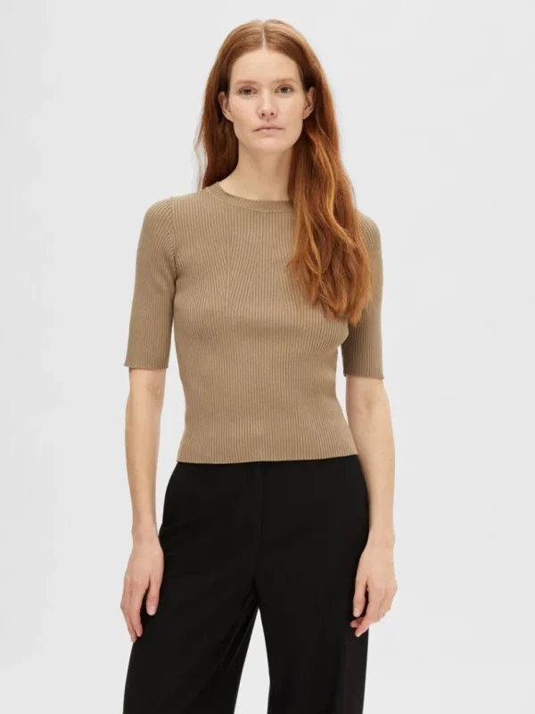 T-shirts | Strik>SELECTED KORTÆRMET STRIKKET TOP Brown