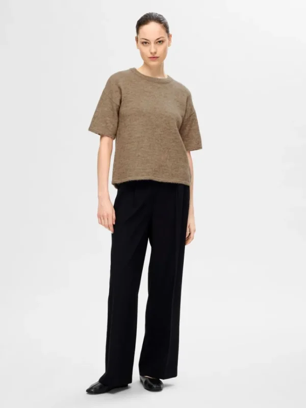 Strik>SELECTED KORTÆRMET STRIKKET TOP Brown