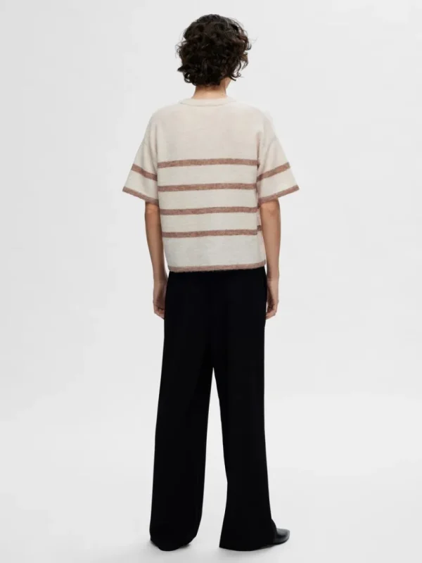 Strik>SELECTED KORTÆRMET STRIKKET TOP Beige