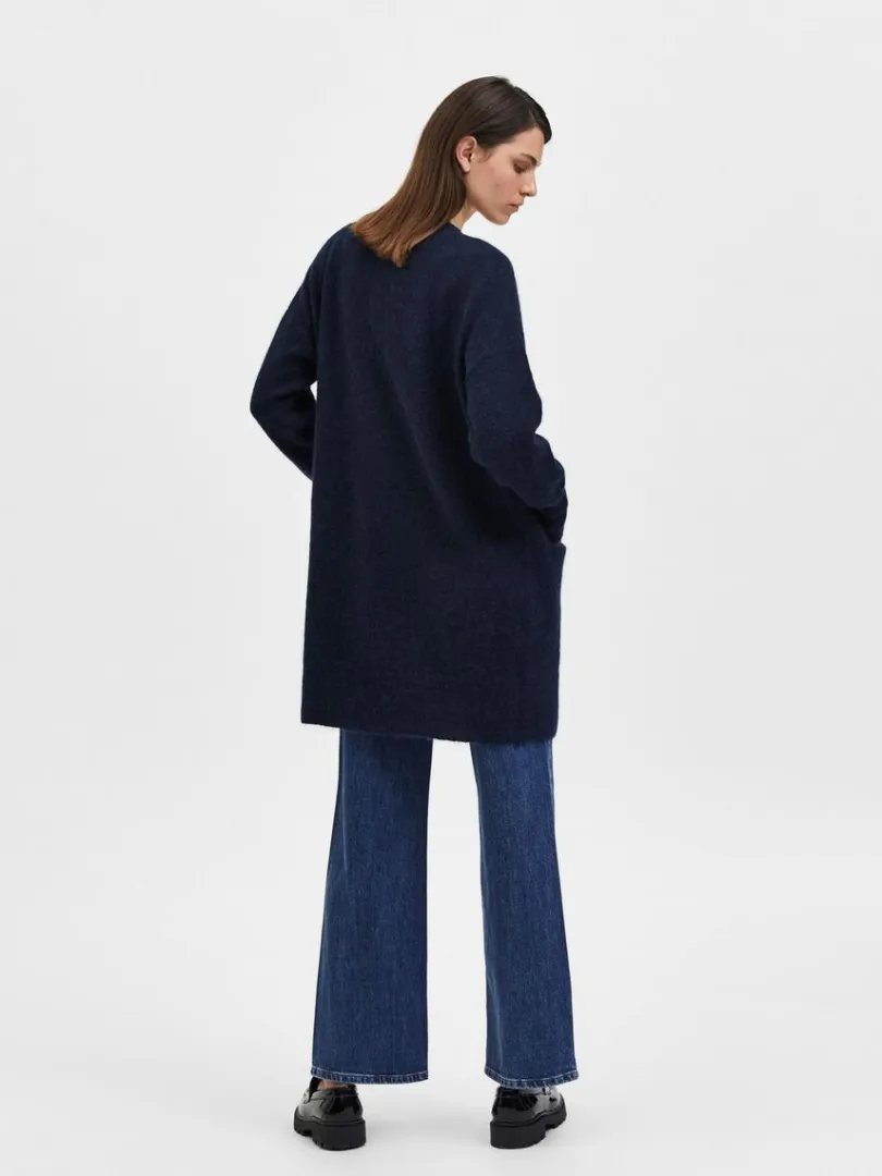 lang_strikket_cardigan_4-5.webp Strik>SELECTED LANG STRIKKET CARDIGAN Blue