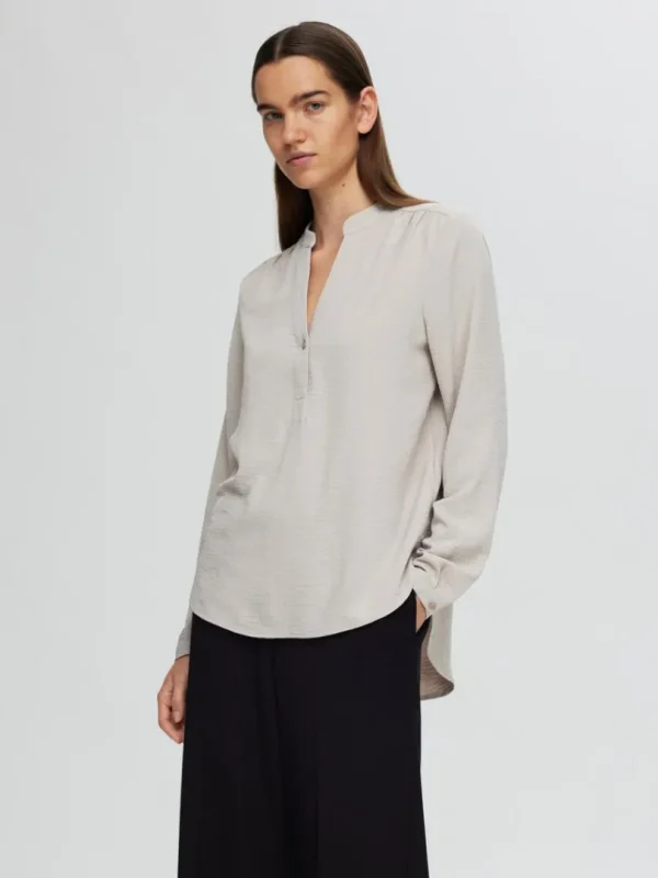 Toppe Og Bluser>SELECTED LANGÆRMET BLUSE Beige