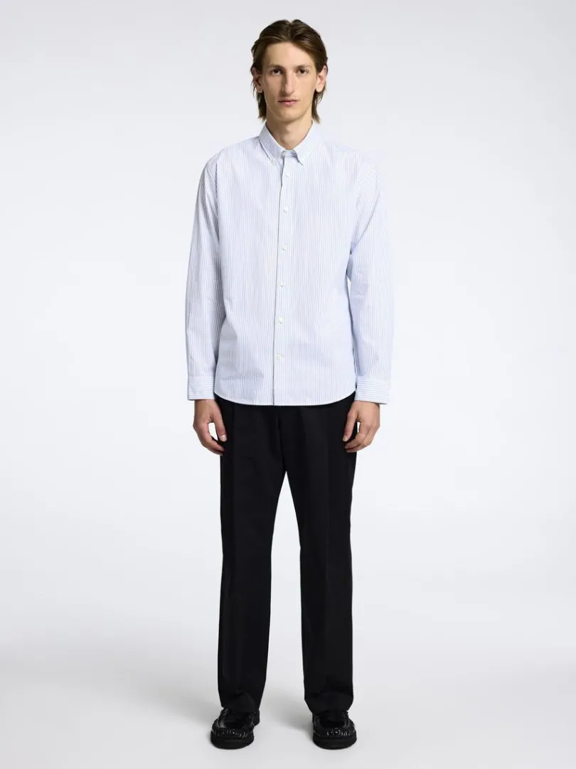langrmet_buttondown_skjor_2.webp Skjorter>SELECTED LANGÆRMET BUTTON-DOWN SKJORTE Blue