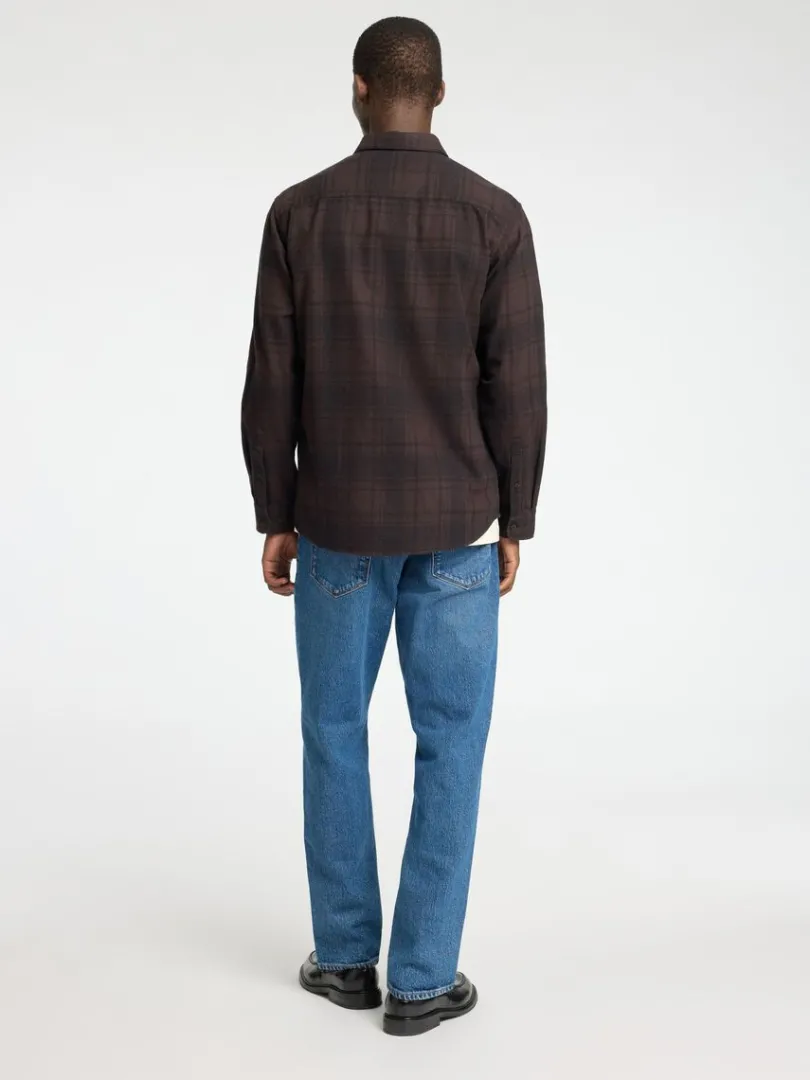langrmet_flannelskjorte_1-1.webp Skjorter>SELECTED LANGÆRMET FLANNEL-SKJORTE Brown